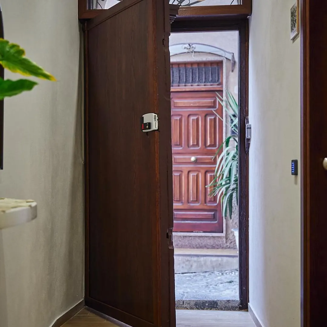 Trinacria Caccamo - Luxury Rooms 0*,  Italy